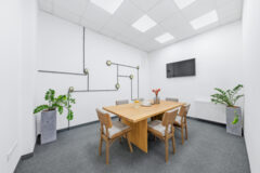 Kiadó iroda RM2 Offices  - Radnóti Miklós utca