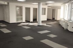 Kiadó iroda Kodály köröndnél modern jó elrendezésú iroda kiadó.