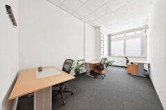 Kiadó iroda RM2 Offices  - Radnóti Miklós utca