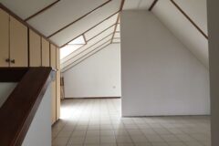 Kiadó iroda Kiadó  II. Vihorlát utcában lévő 245 nm –es önálló családi ház irodának
