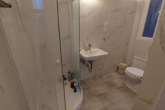 Kiadó iroda Kiadó  V.  Báthory utcában  168 m²-es, teljes körűen felújított, ingatlan.