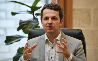 Hol dolgozzak ma? - Az irodaüzemeltetés jövője a mobiltelefon kijelzőjén