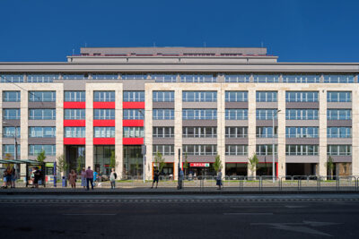 F99 Irodaház