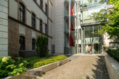 Kiadó iroda Honvéd Center
