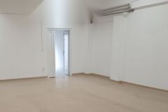 Kiadó iroda Bogáncs utcában kis méretű iroda kiad